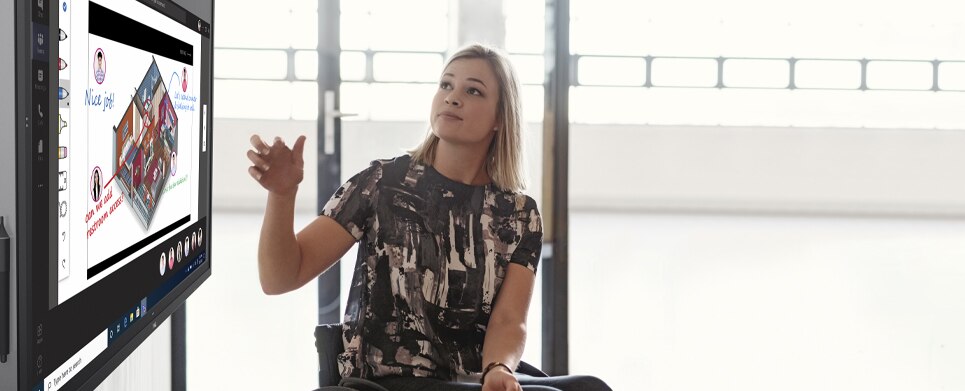 Surround yourself with real-time collaboration Surround yourself with real-time collaboration