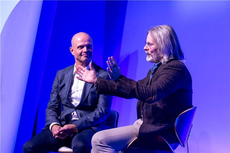 Nscale and Dell at the Dell Tech Forum in London discussing soverign AI infrastructure