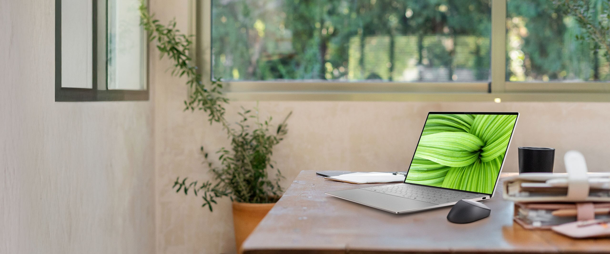 拡張性十分タワーPC、初期設定済み初心者でもすぐ使えるDELL