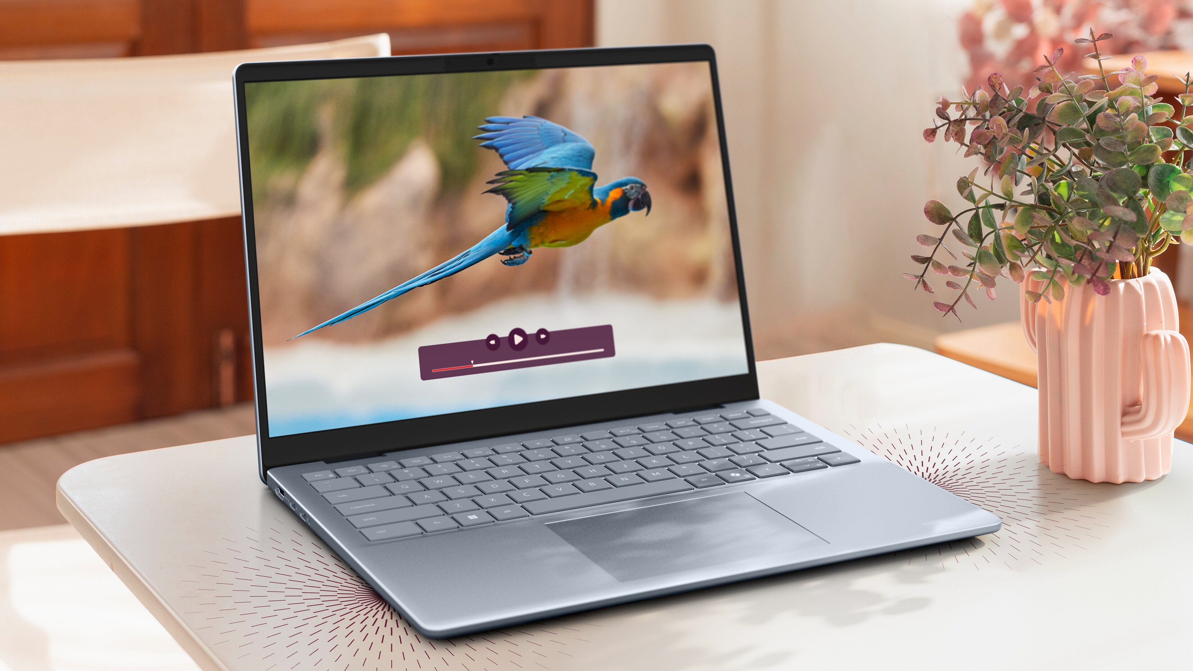 Dell 14 Plusノートパソコン - 軽量で持ち運びに便利なラップ