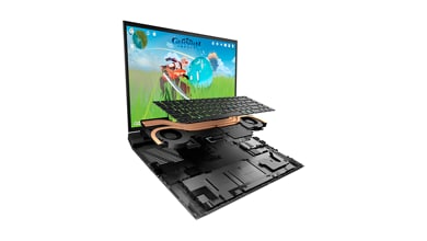 Image d’un ordinateur portable de jeu Dell G16 7620 désassemblé montrant la partie interne du clavier du produit.