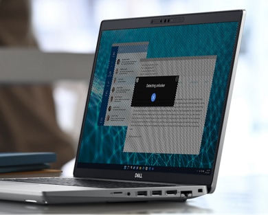 Egy 15 hüvelykes Dell Latitude 5531 laptop képe, a képernyőn egy hibaüzenettel.