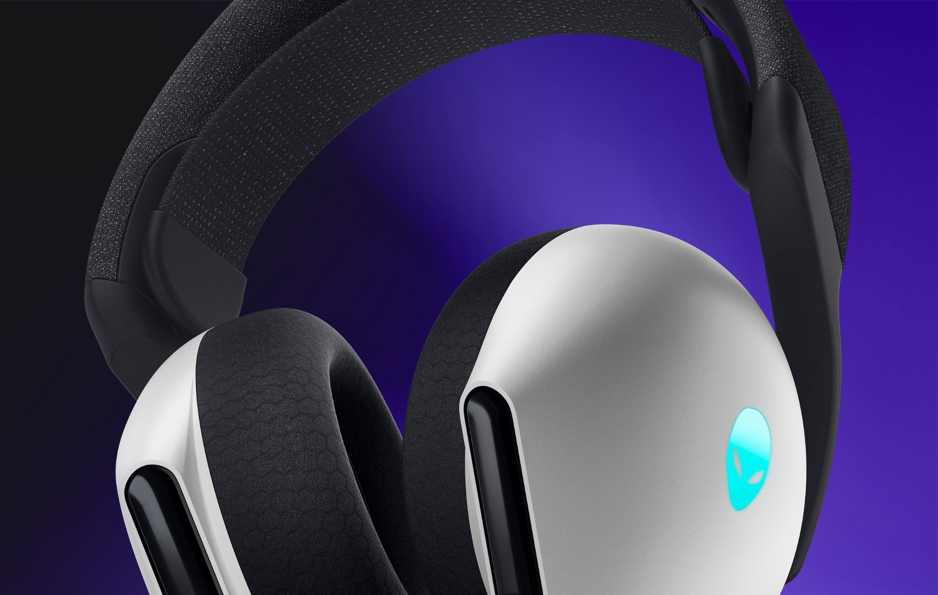 Alienware Tri Modeワイヤレス ゲーミング ヘッドセット | Dell 日本 Alienware Tri Modeワイヤレス ゲーミング ヘッドセット | Dell 日本