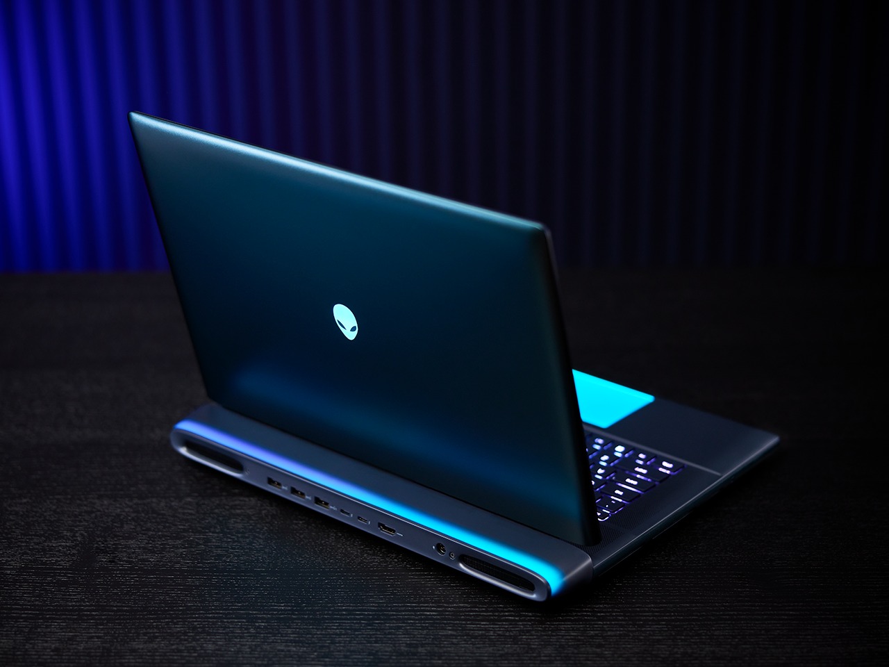 Alienware 16 Area-51