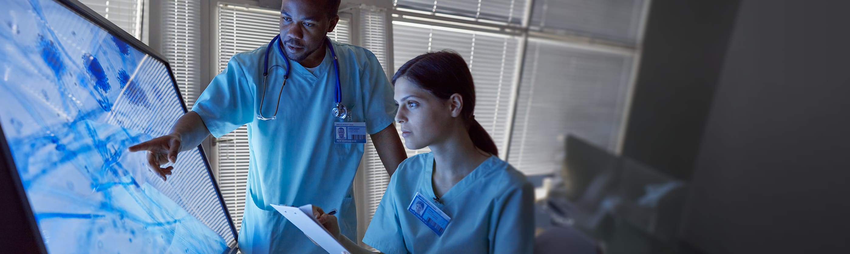 Transformación de los servicios de salud con una IA segura