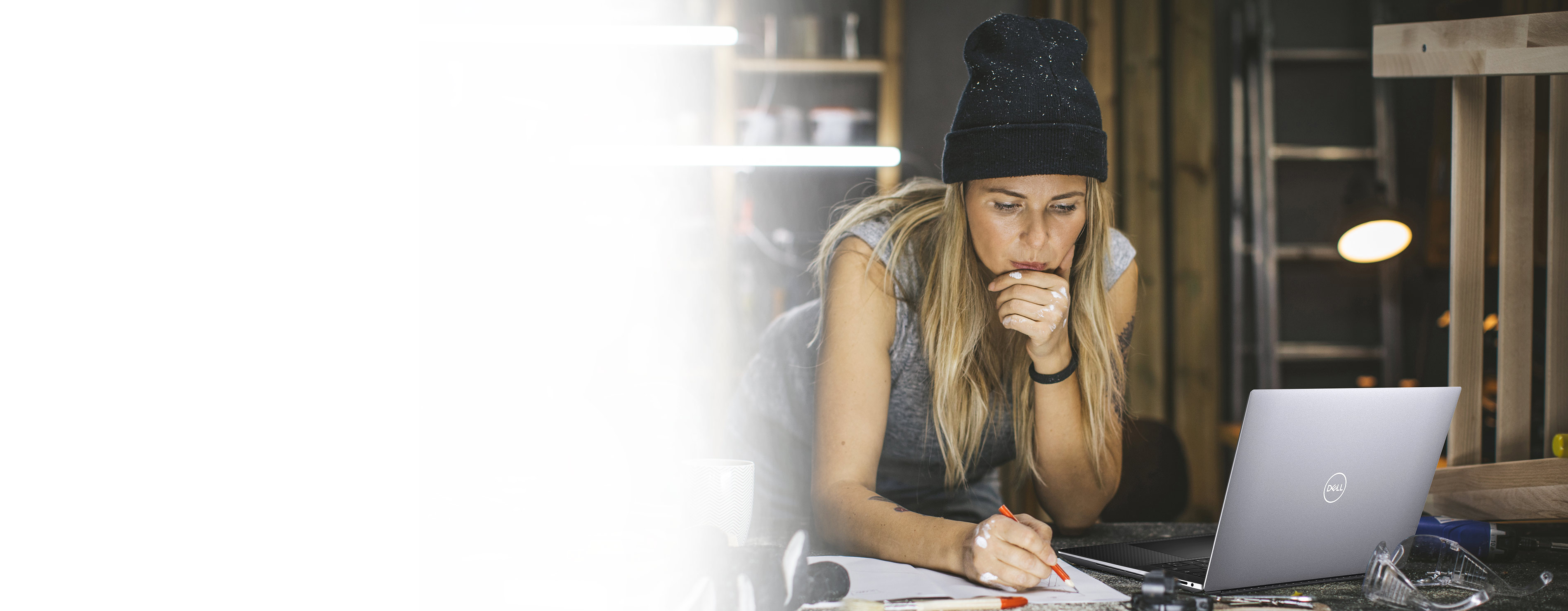 Woman_Working_On_Laptop