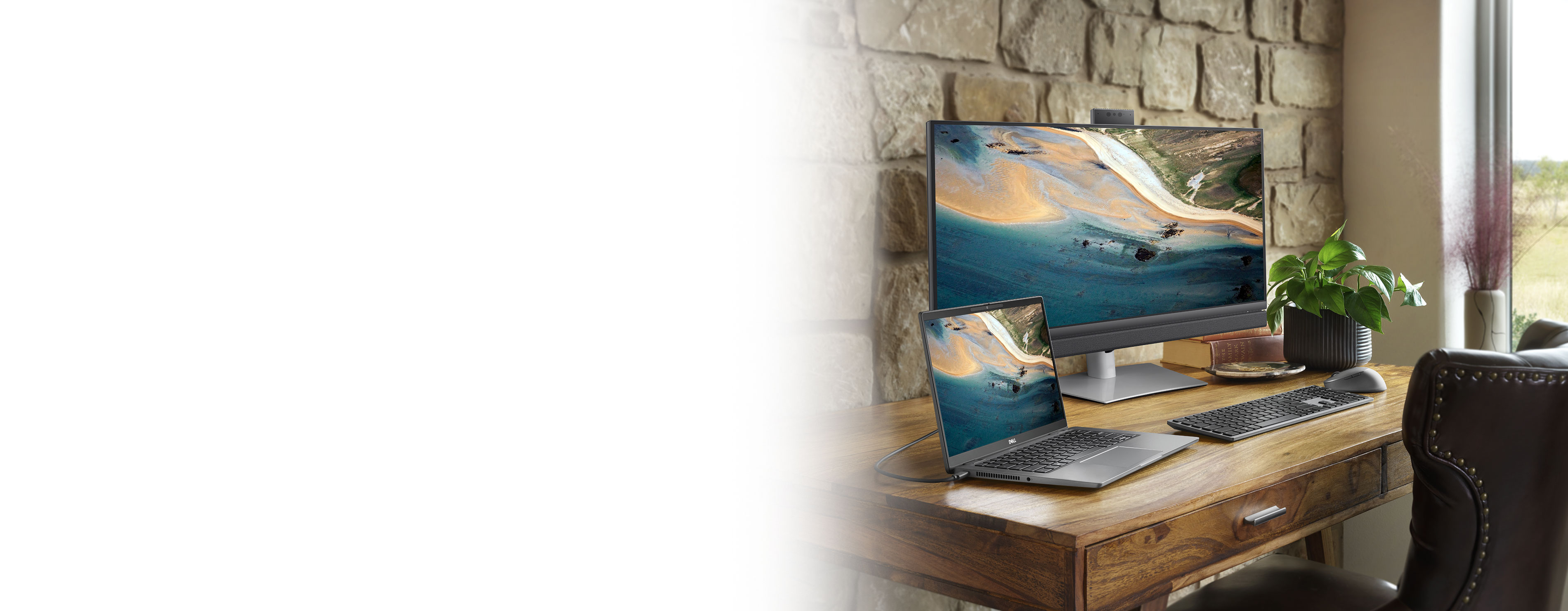 Desk_with_Monitor_Laptop_Keyboard