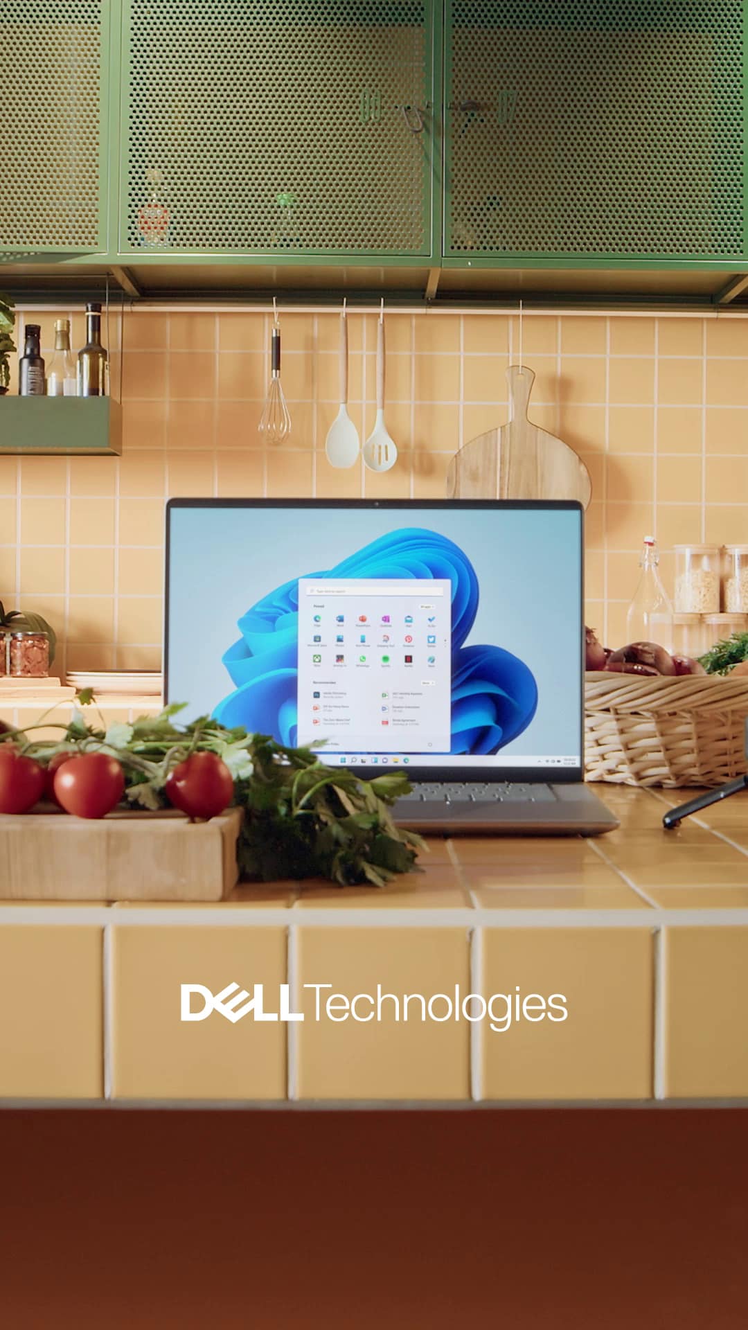 Inspiron 16 Plus: Empower Your Imagination