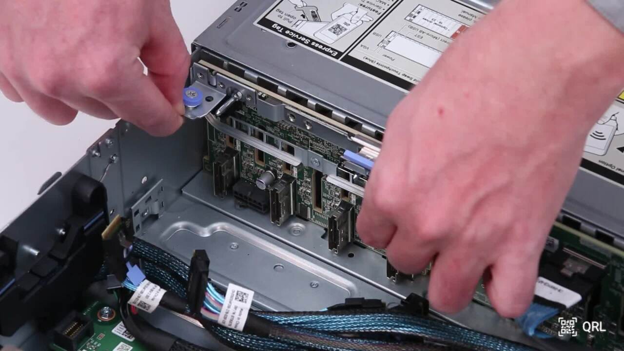 How to Replace Backplane for PowerEdge HS5620