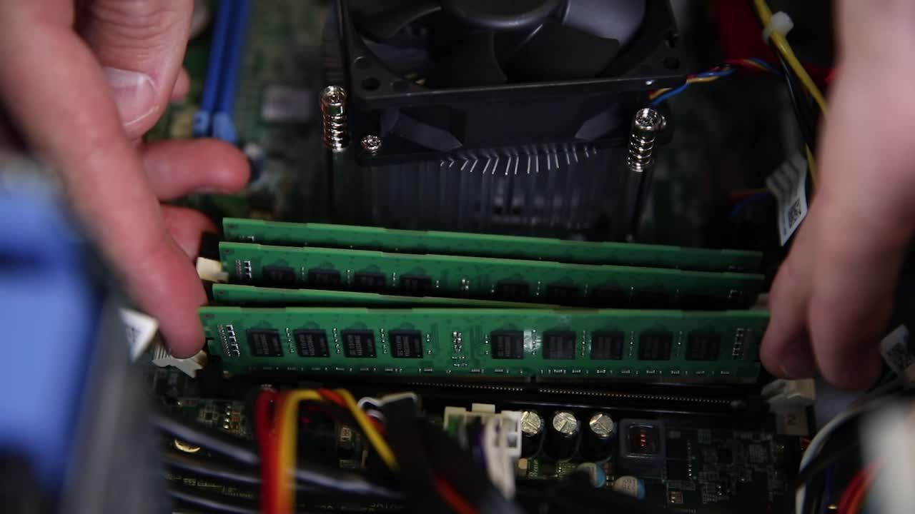 How to Replace the DIMMs for PowerEdge T20