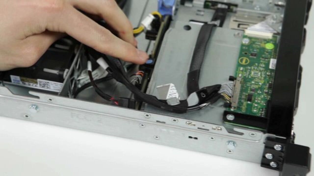 How to Replace the Optical Drive on PowerEdge R320
