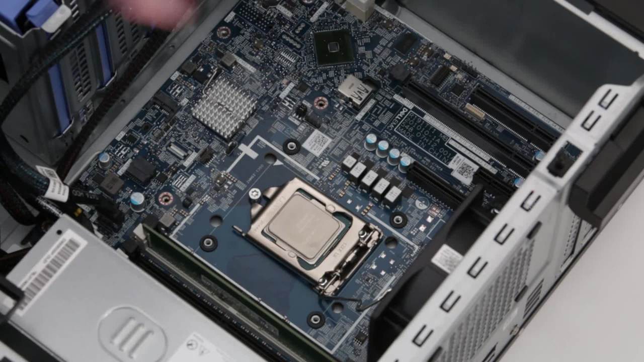 Come rimuovere/installare la CPU su PowerEdge T150