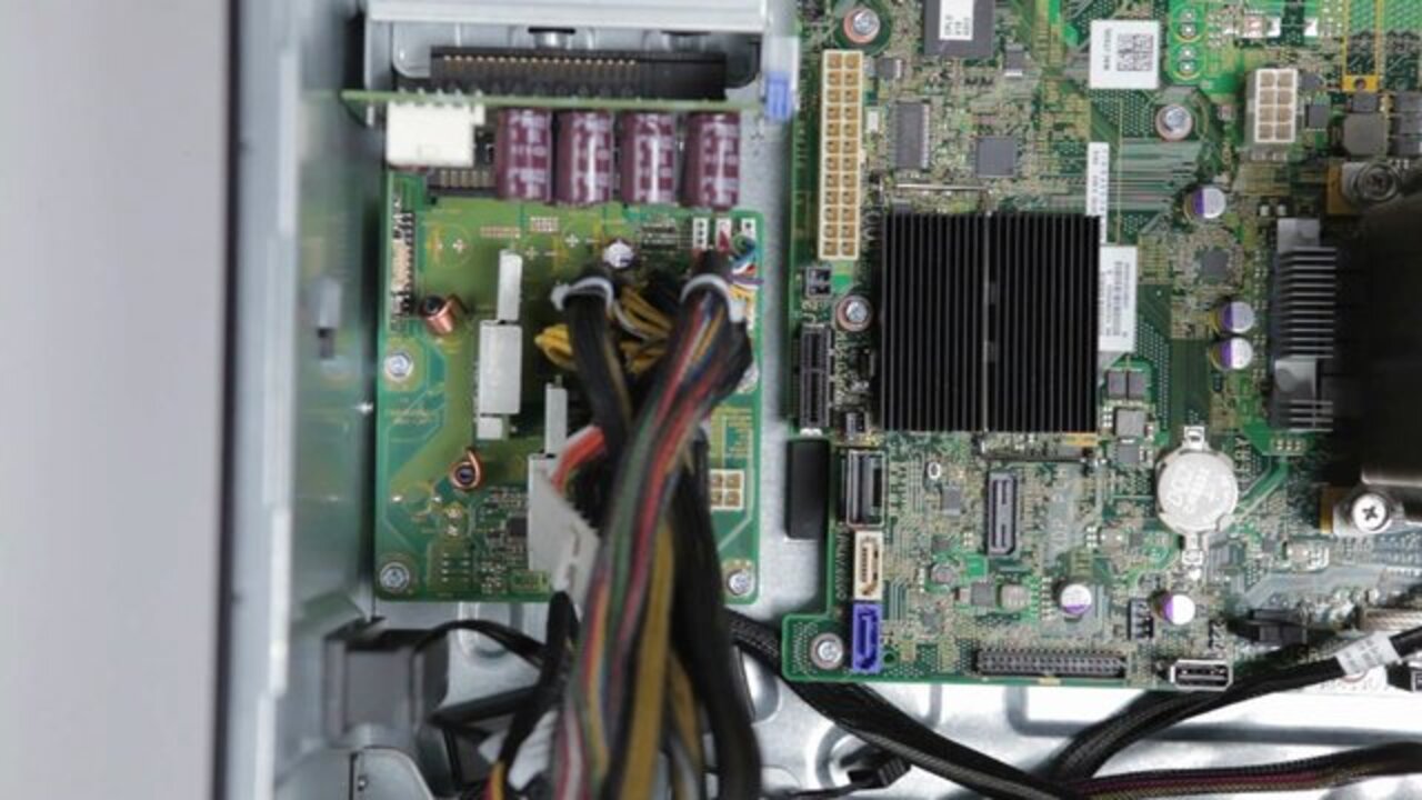 How to Replace Power Distribution Board PowerEdge T320