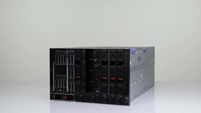 PowerEdge MX7000: Remove and Install Acoustic Shroud
