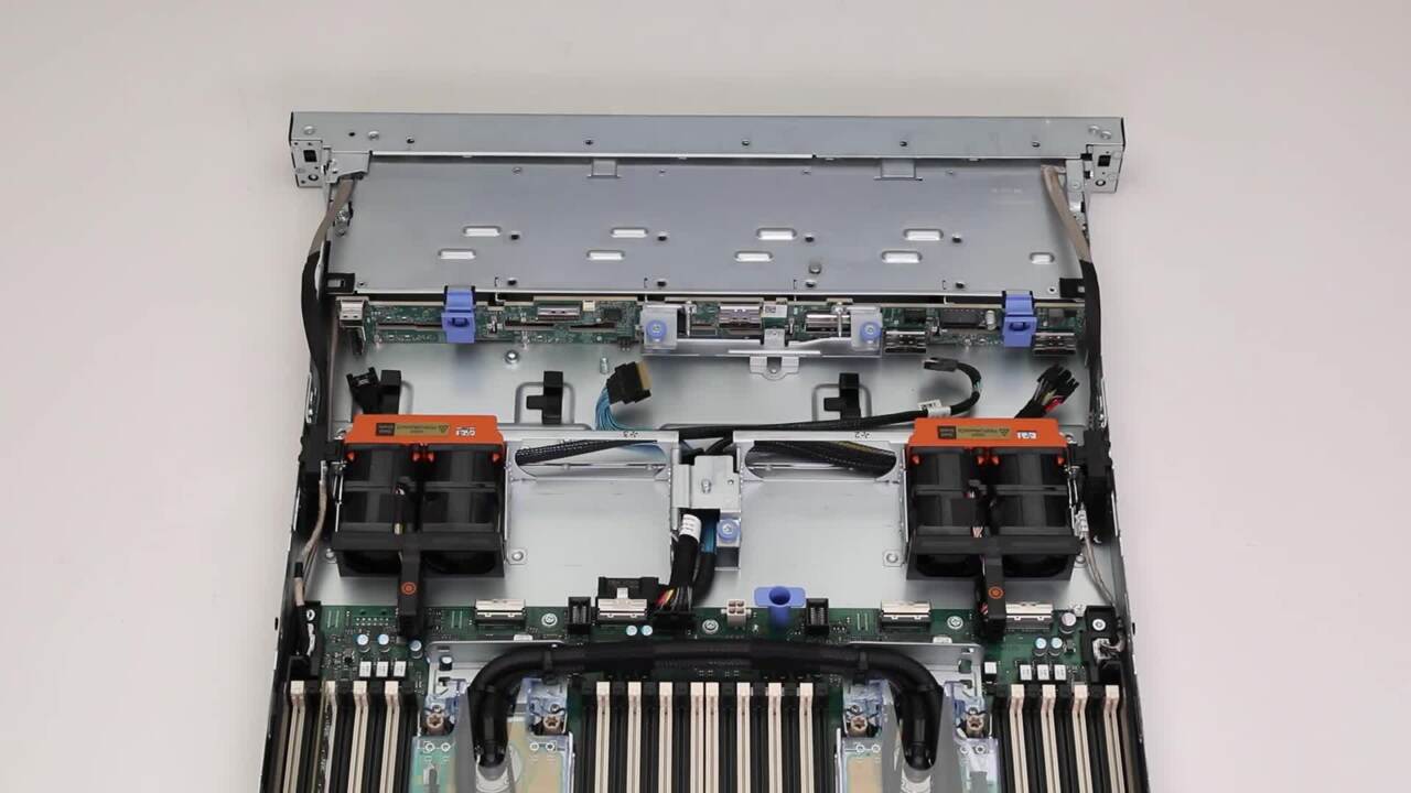 How to replace Backplane for PowerEdge R650