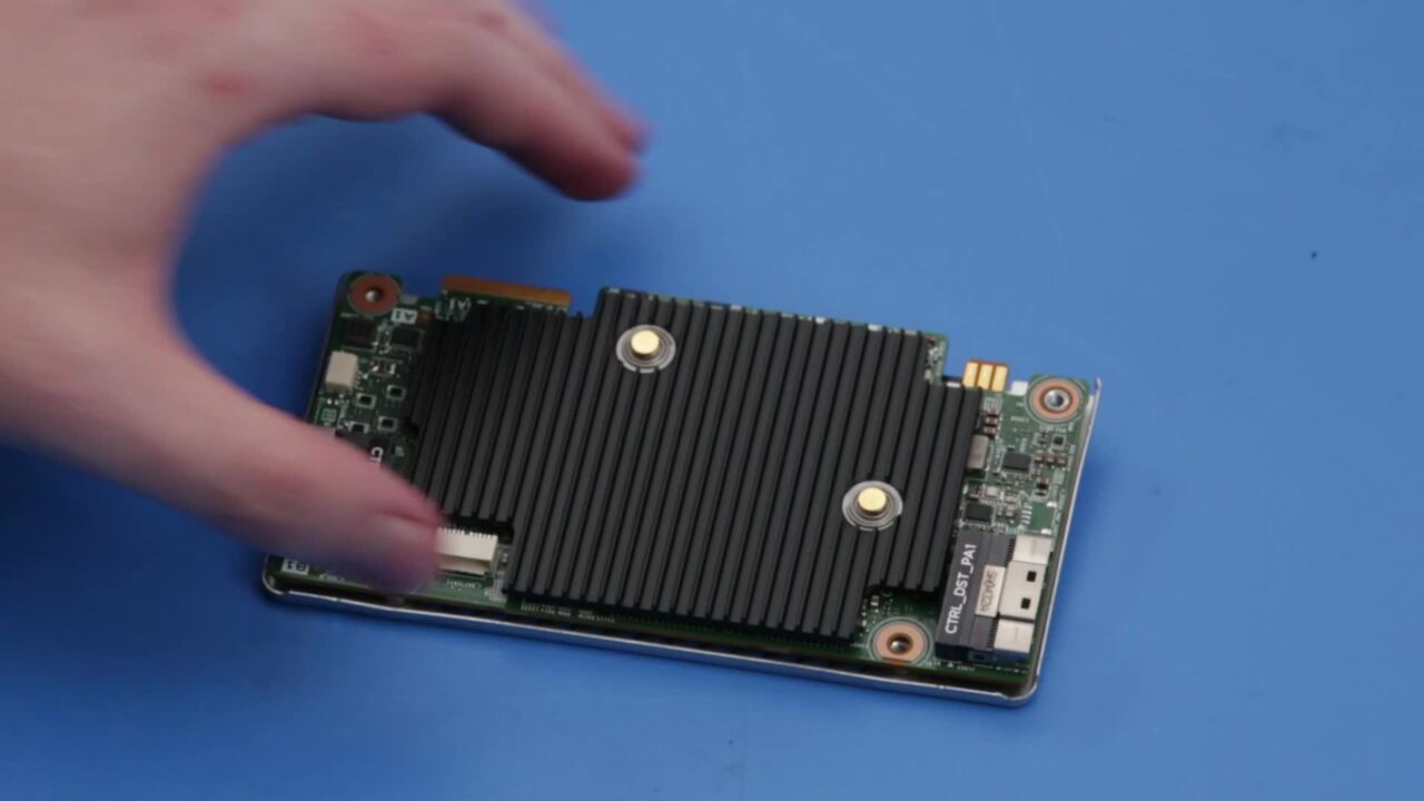 Anleitung zum Austausch von PERC für PowerEdge T550