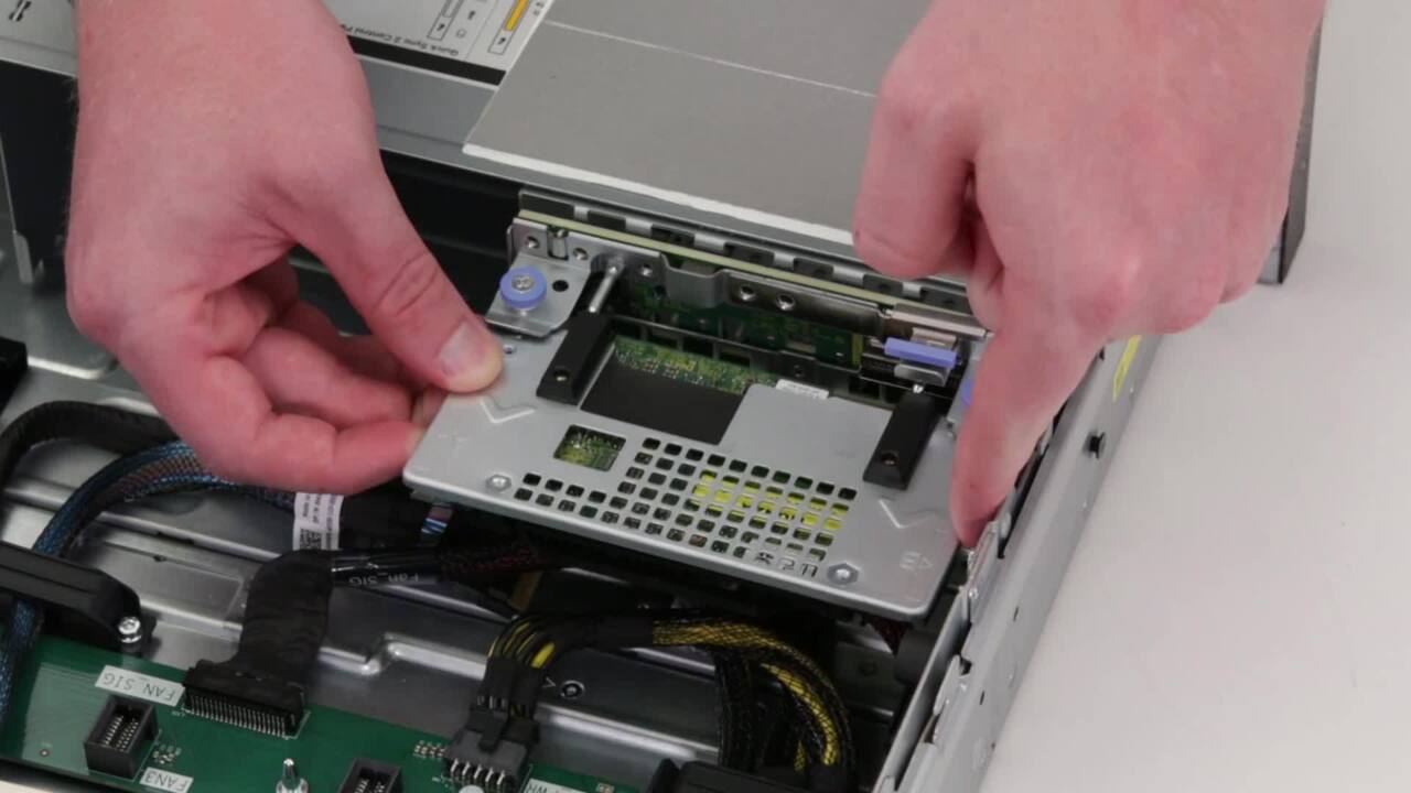 Sådan udskiftes PERC med PowerEdge R550