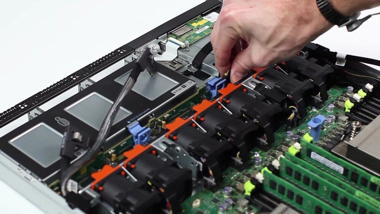 How to Remove Hard Drive Backplane for PowerEdge R620